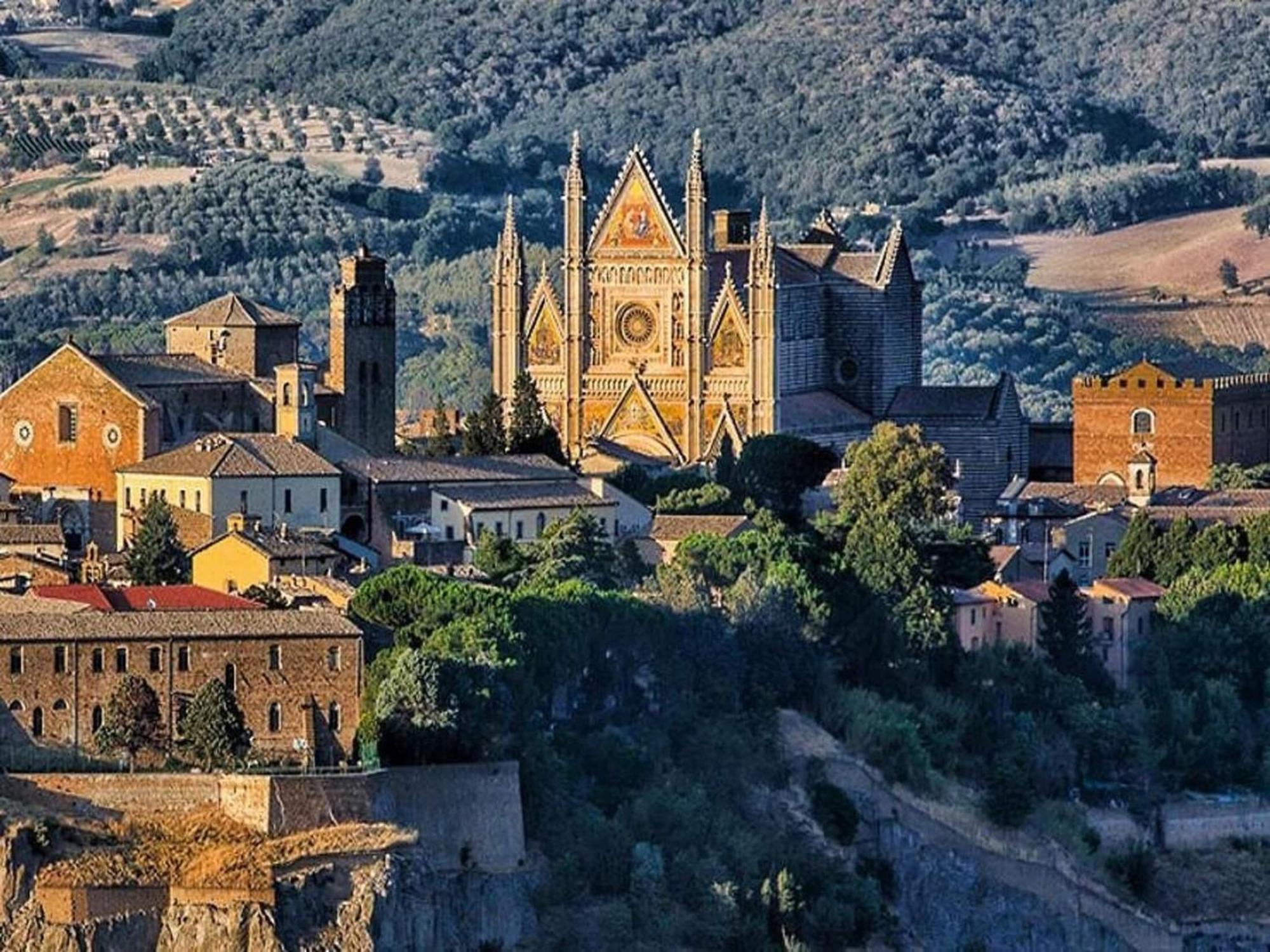 Belvilla By Oyo Mansion In Orvieto Exterior photo